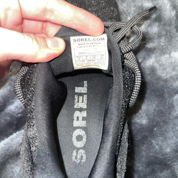 SOREL tennis shoes - Picture 5 of 5